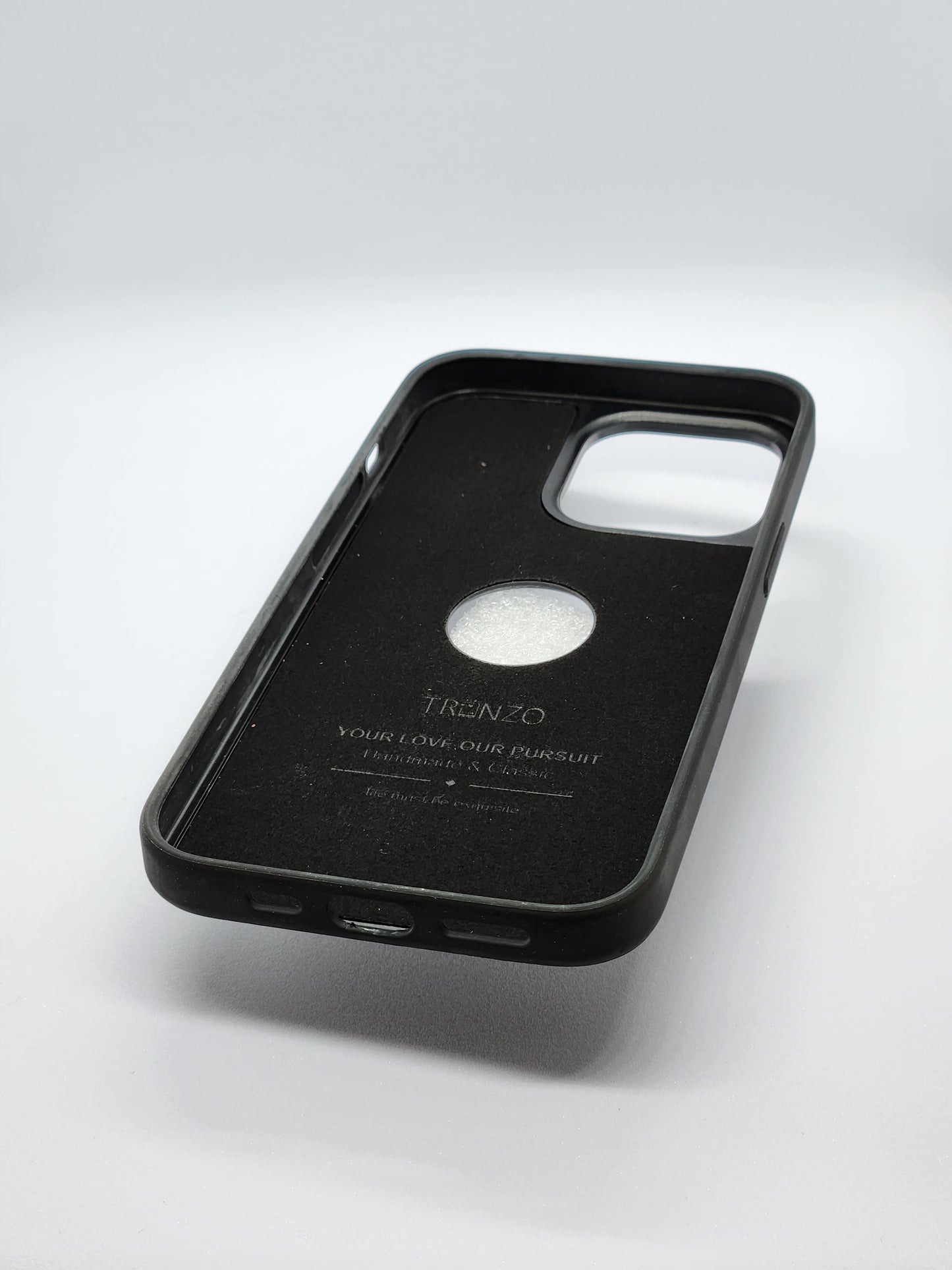 TRUNZO LEATHER CASES FOR IPHONES