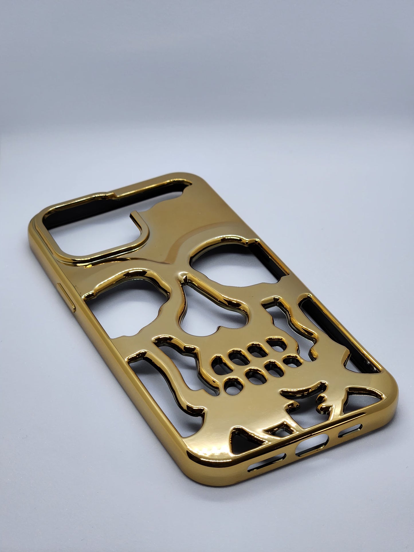 SKULL ANIMATED CASES FOR IPHONES