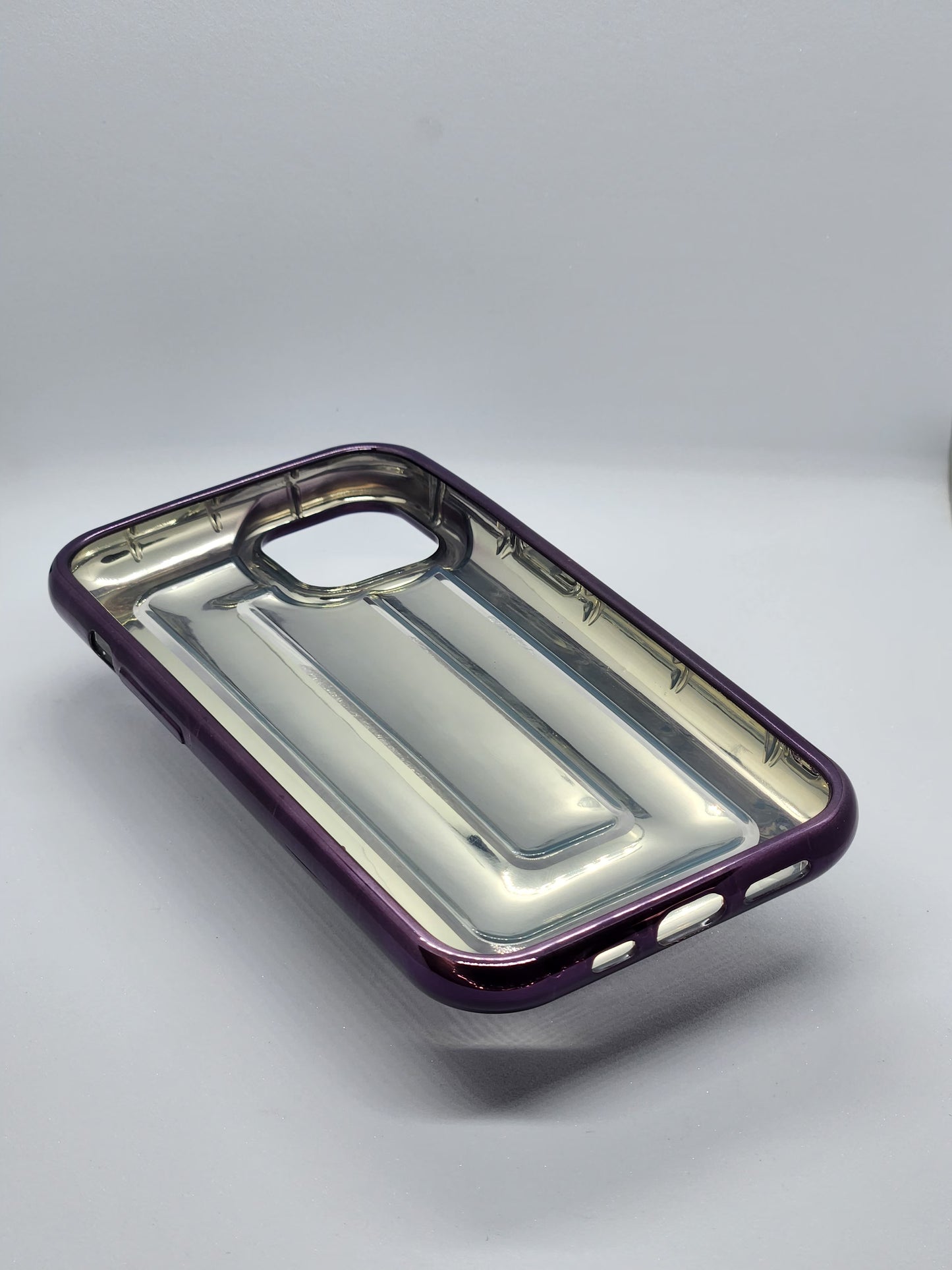 STRIP LINES PUFFER CASES FOR IPHONES