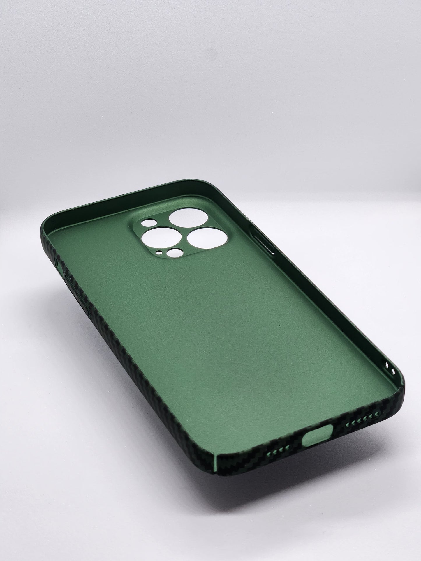 TRUNZO KEVLAR DUAL CARBON SERIES FOR IPHONES