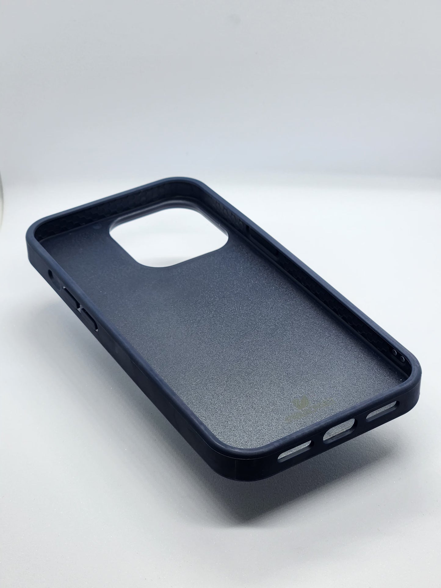 SWAROVSKI DESIGNER CASES FOR IPHONES