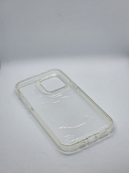 GEAR 4 TRANSPARENT HARD CASES